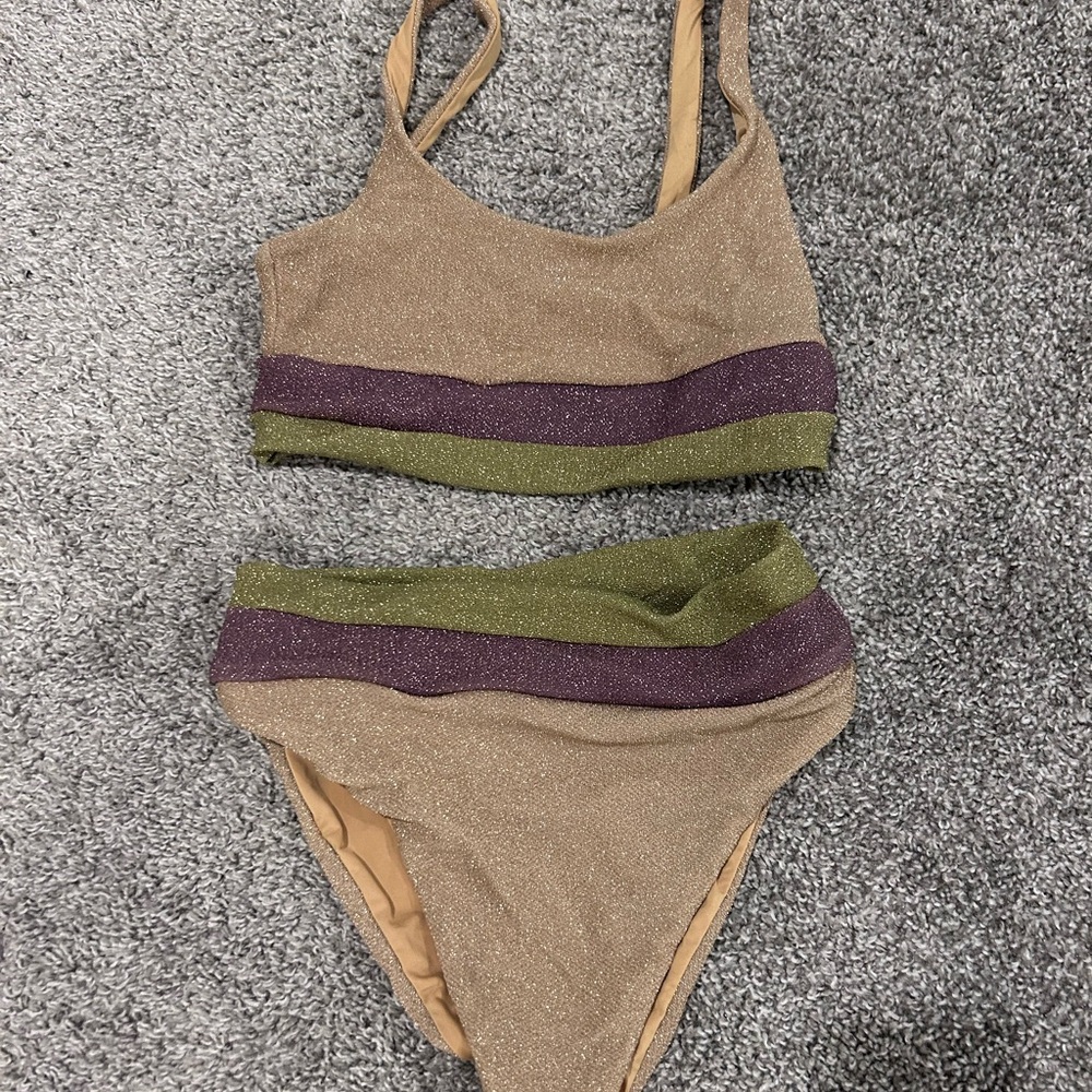 Beachriot swim suit